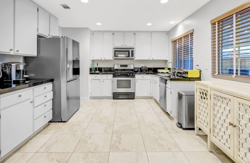 Sunrise Vista Chino House | Sol Dorado: Pool, Spa, Fire Pit, Built-n BBQ!