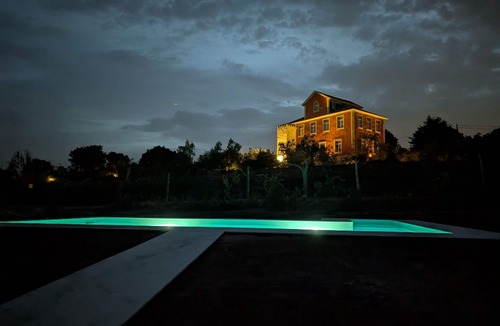 Baiao Villa | Solar da Motta 4 bedroom villa in Douro - WiFi, pool, BBQ, free parking