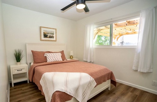 Allied Gardens House | Solar-Heated Pool w/View, 15 mins to Everything!