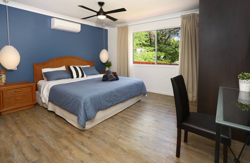 Southport Cabin | Songbird Lodge near Surfers Paradise Pet Friendly
