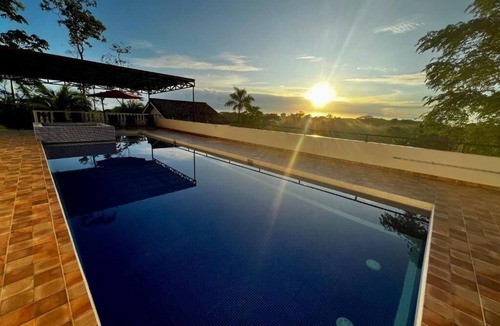 Cahuita Villa | Soothing villa with AC in Cahuita