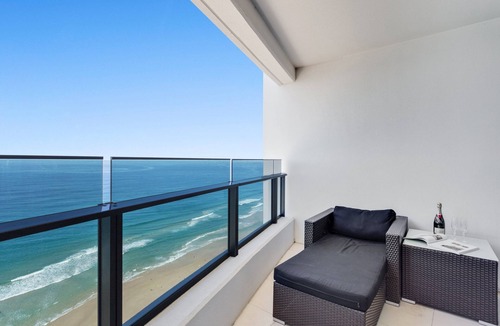Surfers Paradise Apartment | Soul Ocean View