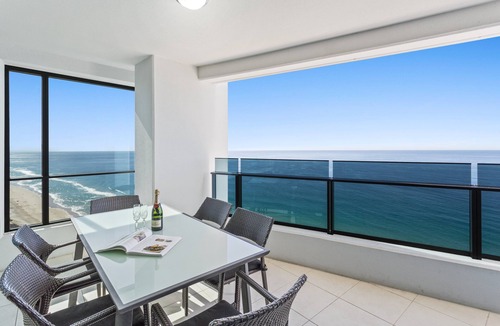 Surfers Paradise Apartment | Soul Ocean View