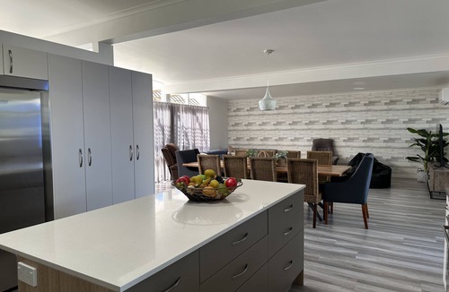 Surfside House | South Coast Retreat