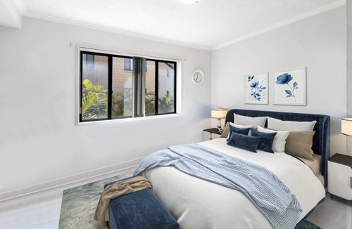 Southport Apartment | Southport Central location