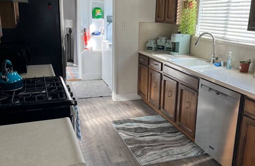 Harbor House | Spacious 3-bedroom House Central to all of SoCal