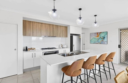Ripley House | Spacious 4BR Home, for a Family of 8/Work friendly