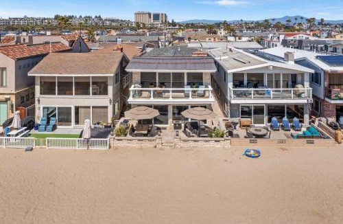 West Newport House | Spacious 5BR Beach Home with Ocean Views