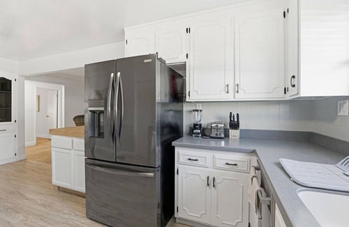 Livermore House | Spacious 5BR Retreat Near Downtown Livermore |Wine