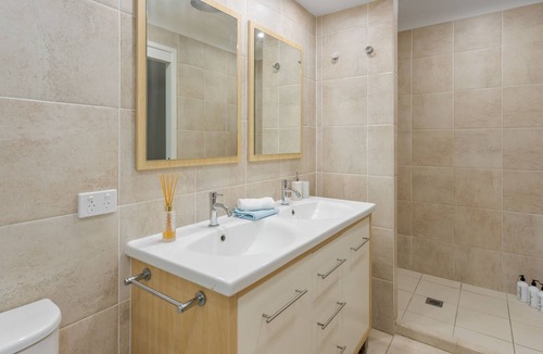 Robina House | Spacious Family Holiday Home with Private Pool