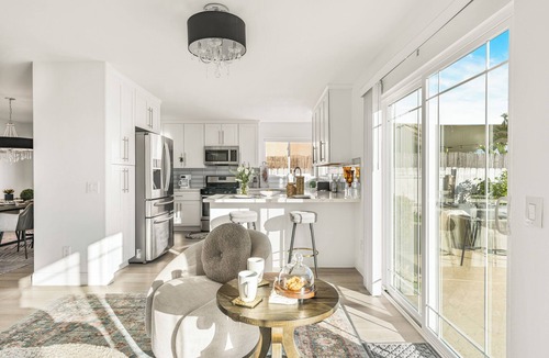 Sorrento Valley House | Spacious Hilltop Home + Firepit + Expansive Patio + Canyon Views | Vista del Sol