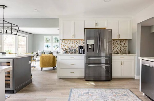 West Park Community House | Spacious Home offers quality and comfort.