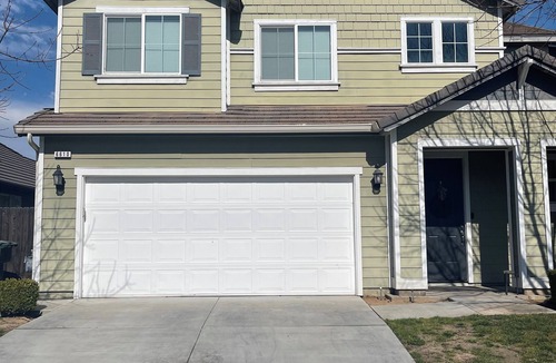 Roosevelt House | Spacious house with large back yard near FAT airport and National Parks