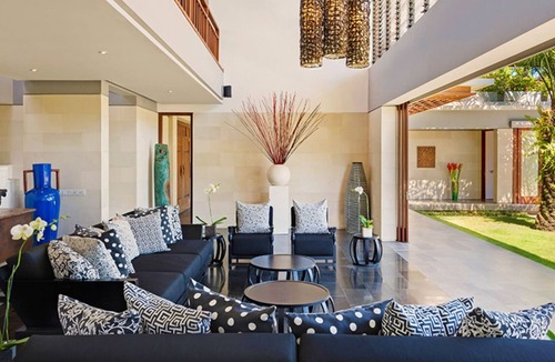 Batu Bolong Villa | Spacious Luxury Retreat Near Beach – Bali Villa 1098