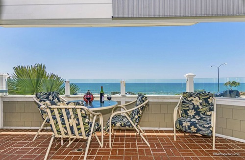 Carlsbad Condo | Spacious Ocean Front Condominium – Spectacular Ocean Views!
