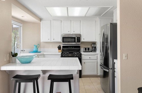 Indian Wells House | Spacious Retreat | Newly Remodeled Pool & Spa | Mountain Views | Perfect for Family Getaways