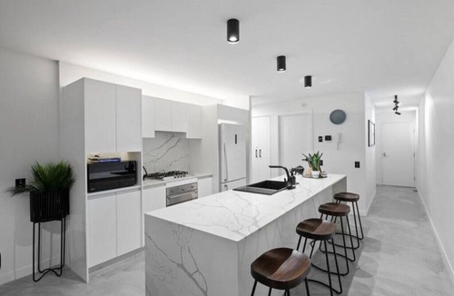 Brisbane Central Business District Apartment | Spacious River view 3 Bdrm Apt with 2 Car spaces
