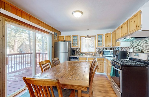 Tahoe Paradise House | Spacious, rustic home with modern appliances, arcade games, & dog friendly
