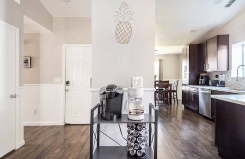 Salida House | Spacious Single Level Home with 2 King Beds Sleeps 8
