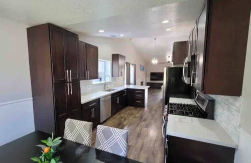 Salida House | Spacious Single Level Home with 2 King Beds Sleeps 8