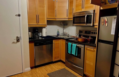 Golden Hill Apartment | Spacious Studio Near Downtown San Diego - All Utilities Included