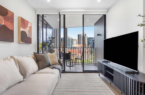 Brisbane Central Business District Apartment | Spire Apartments - Free Car Park