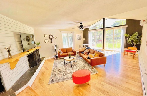 Reno/Tahoe Airport House | Spring Haven/Sleeps 16/3.5 Bath