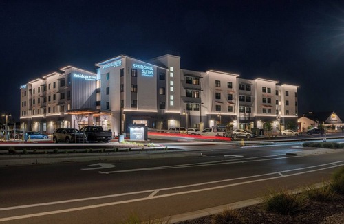 San Luis Obispo Hotel | SpringHill Suites by Marriott San Luis Obispo