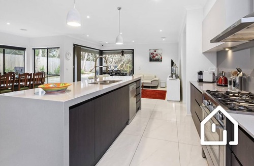 Rye House | Star of Tasman | A Contemporary Oceanside Retreat