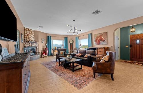 Wickenburg House | Star Ranch Lodging