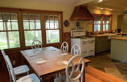 Miramonte House | Starview Ranch: 3 homes w/7 bdrms, pool, sauna, spa & gym on 50 beautiful acres