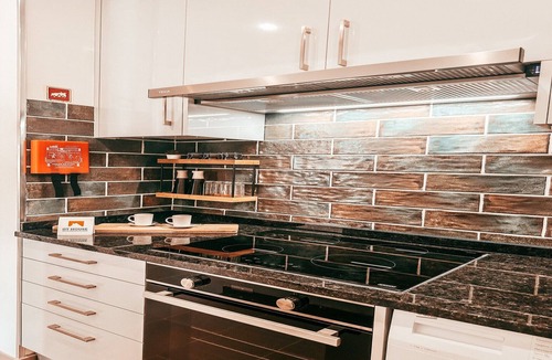 Carvoeira Apartment | Stay near Avenida & Rossio