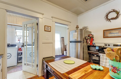 Sonora House | Steps to Main St! Restored Sonora Bungalow w/Yard