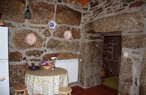 Viseu Cottage | Stone House in Viseu