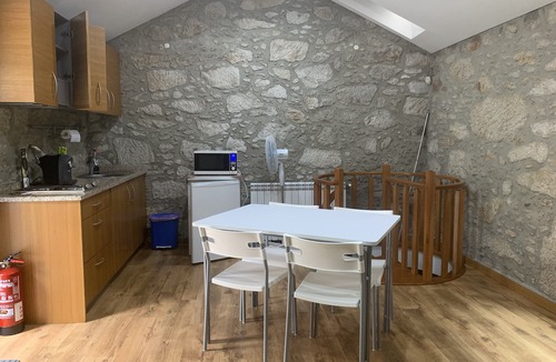 Oliveira de Frades House | Stone house, for a wonderful relaxing country stay.