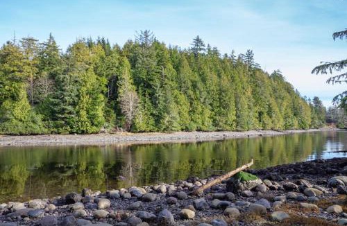 Ucluelet House | Storm Bay, Family Home with Hot Tub and Inlet View
