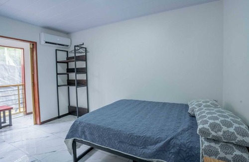 Puerto Viejo de Talamanca Hotel | Studio Apartment #5 w/Smart TV, A/C + Pool