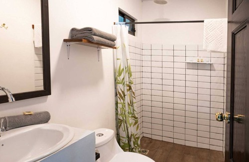 Puerto Viejo de Talamanca Hotel | Studio Apartment #7 w/Smart TV, A/C + Pool