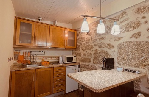 Guarda Apartment | Studio Apartment 'Casa Do Sol - Quinta Do Moinho' with Mountain View, Wi-Fi and Air Conditioning