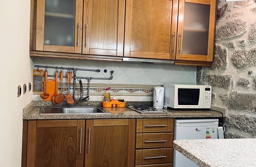 Guarda Apartment | Studio Apartment 'Casa Do Sol - Quinta Do Moinho' with Mountain View, Wi-Fi and Air Conditioning