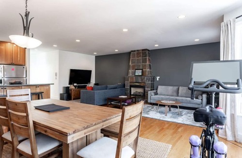 Mission District Condo | Stunning 3-Bedroom Apartment Steps from Dolores Park