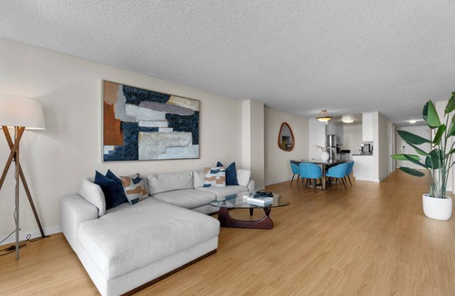 Marina del Rey Hotel | Stunning 3BR Oasis with Pacific Ocean Views High floor