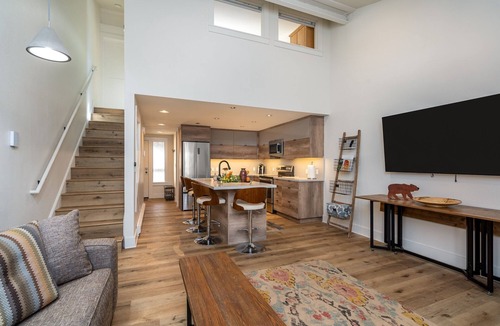 Bear Valley Condo | Stunning Condo CS#97 by Bear Valley Vacation Rentals