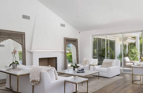 Indian Wells House | Stunning Family Sized Home in a Gated Community!