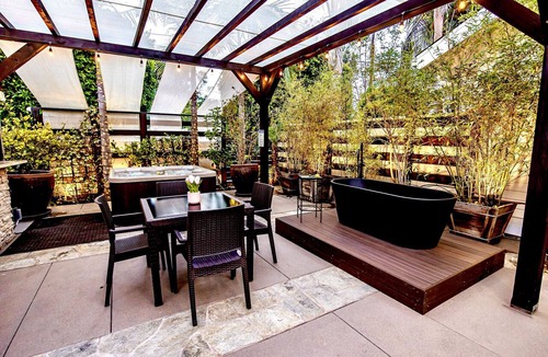 Hillcrest Apartment | Stunning Hillcrest San Diego Zen Studio OutdoorLiving HotTub RainShower Jacuzzy