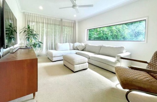 Tallai House | Stunning Hinterland Hideaway