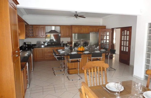 Quarteira Villa | Stunning Large Luxury Villa - Private Pool-Games Room-Cinema-Gym & Indoor Bar