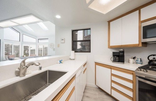 Marine Terrace House | Stunning, Ocean View Rental on Sherwood! Enjoy Your Next Month Long Getaway!