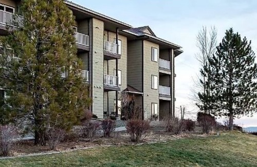 Genoa Resort | Stunning, sought after David Walley's Amazing Resort in the beautiful mountains!