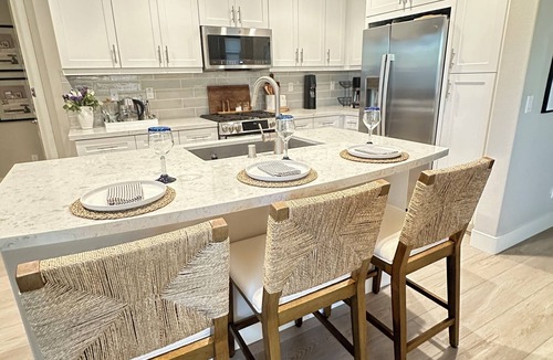 Indio House | STUNNING TRILOGY POLO CLUB DESERT-VIBE 2BR + OFFICE/2BATH NEWER HOME